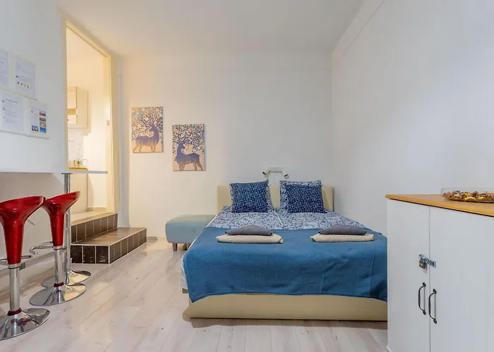 Cosy Retreat Also Tiny In The Center דירה *
