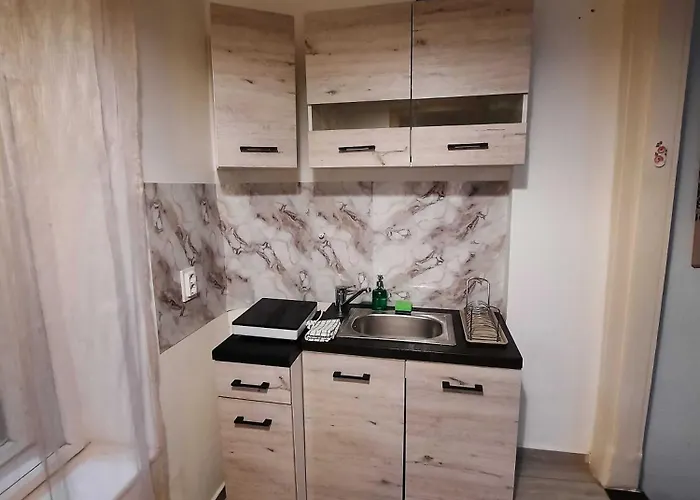 דירה Cosy Retreat Also Tiny In The Center בודפשט