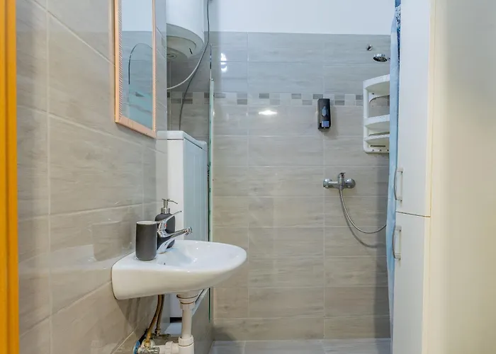 Cosy Retreat Also Tiny In The Center * Budapest