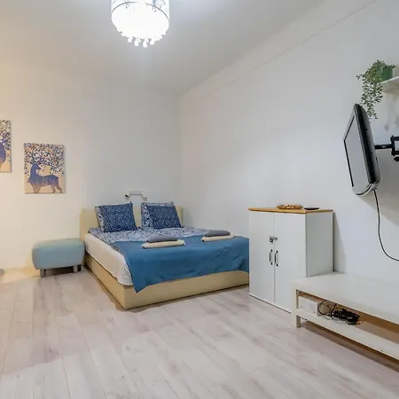 Cosy Retreat Also Tiny In The Center Appartamento Budapest